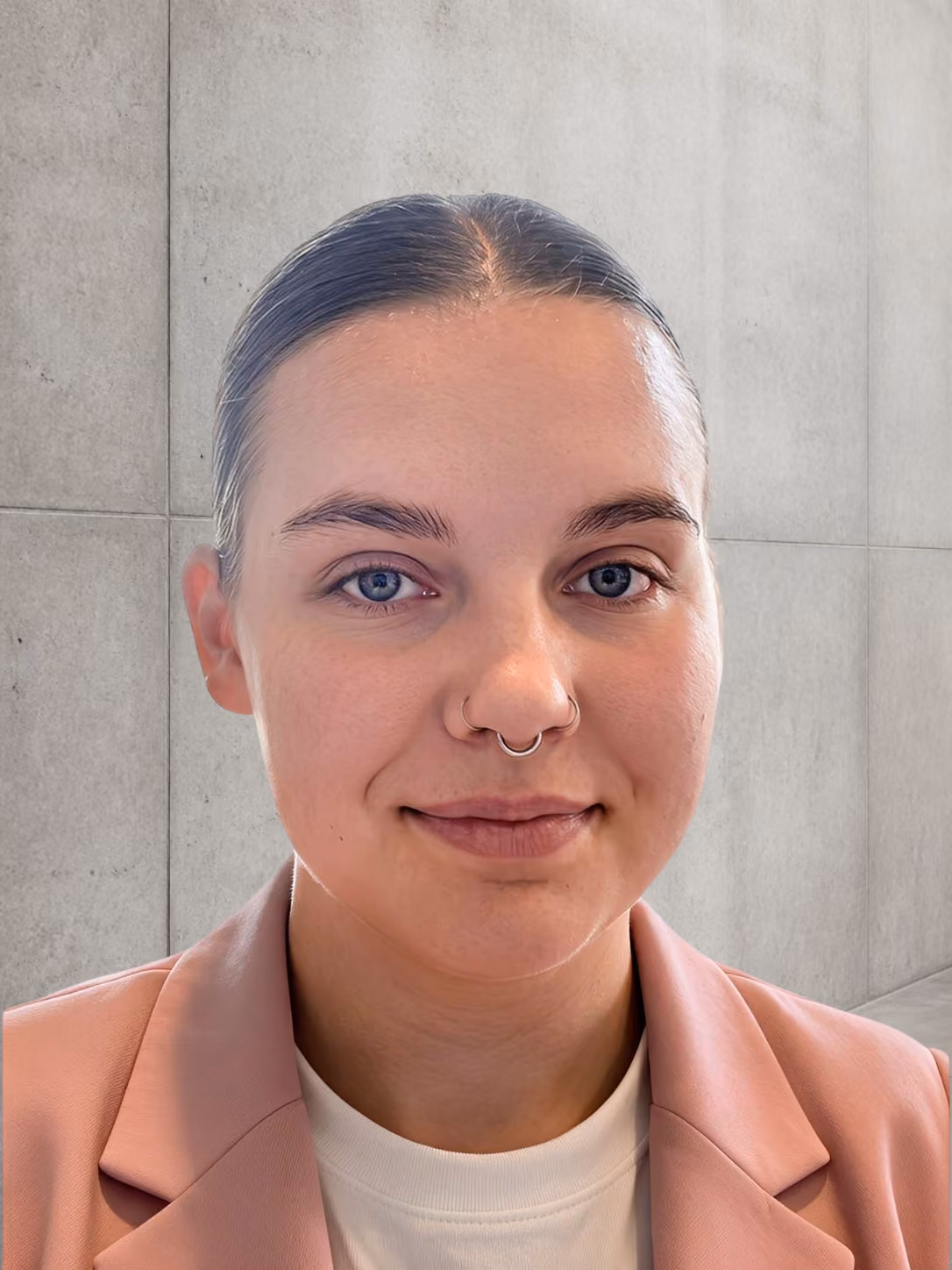 Mitarbeiterfoto von einer jungen Frau.