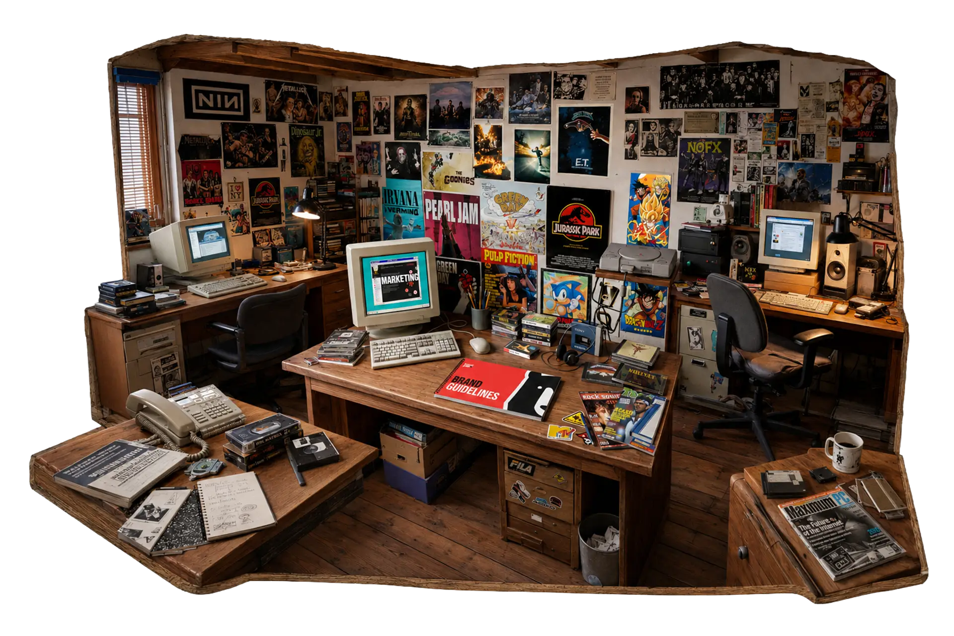 Bureau rétro avec deux ordinateurs CRT, posters de groupes de musique et films des années 90 sur les murs, cassettes audio, magazines, télécopieur, et accessoires vintage comme une console de jeux, écouteurs, et tasses de café, évoquant une ambiance de travail des années 1990.