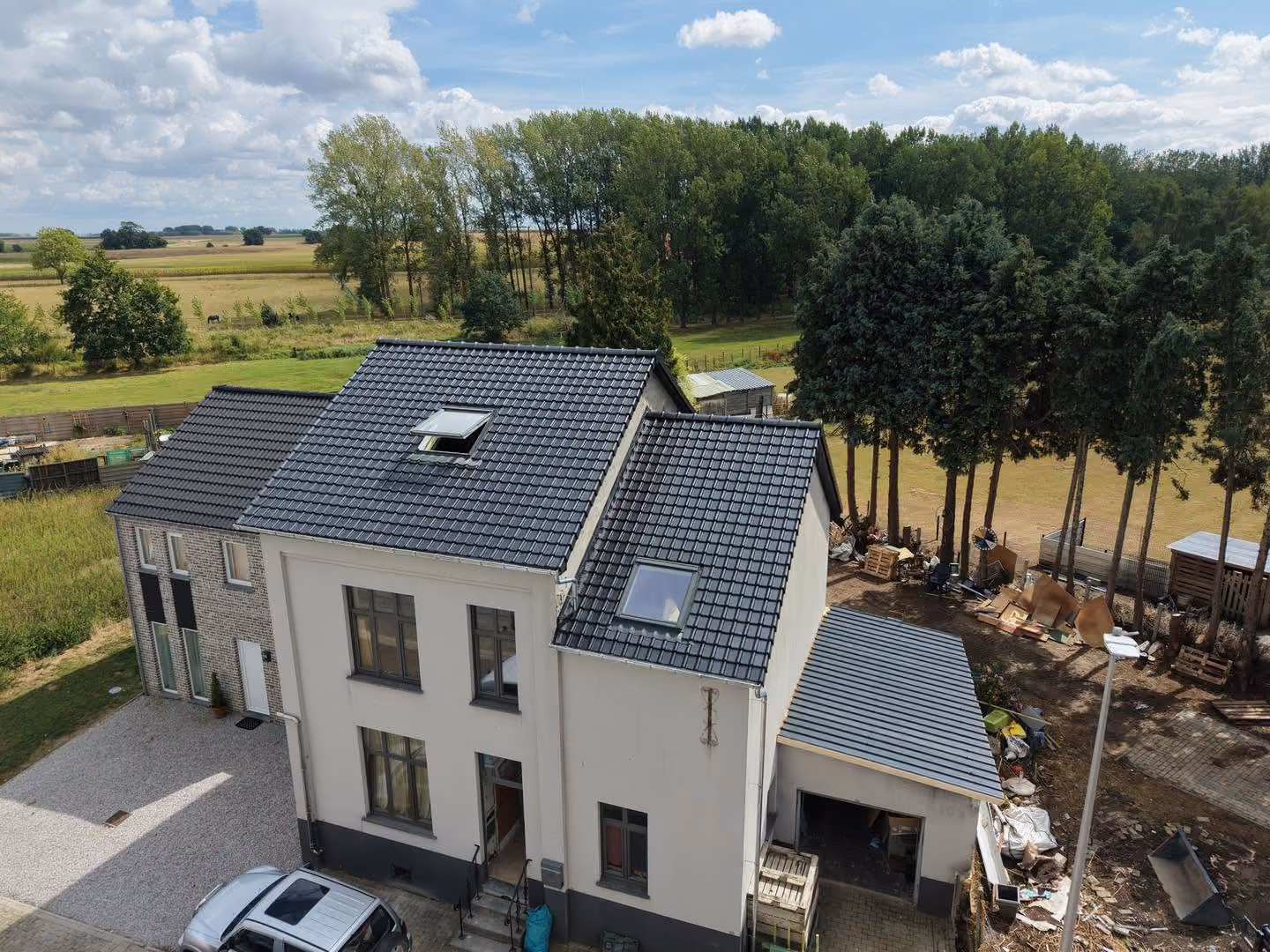 Volledige dakrenovatie van een woning in Montenaken