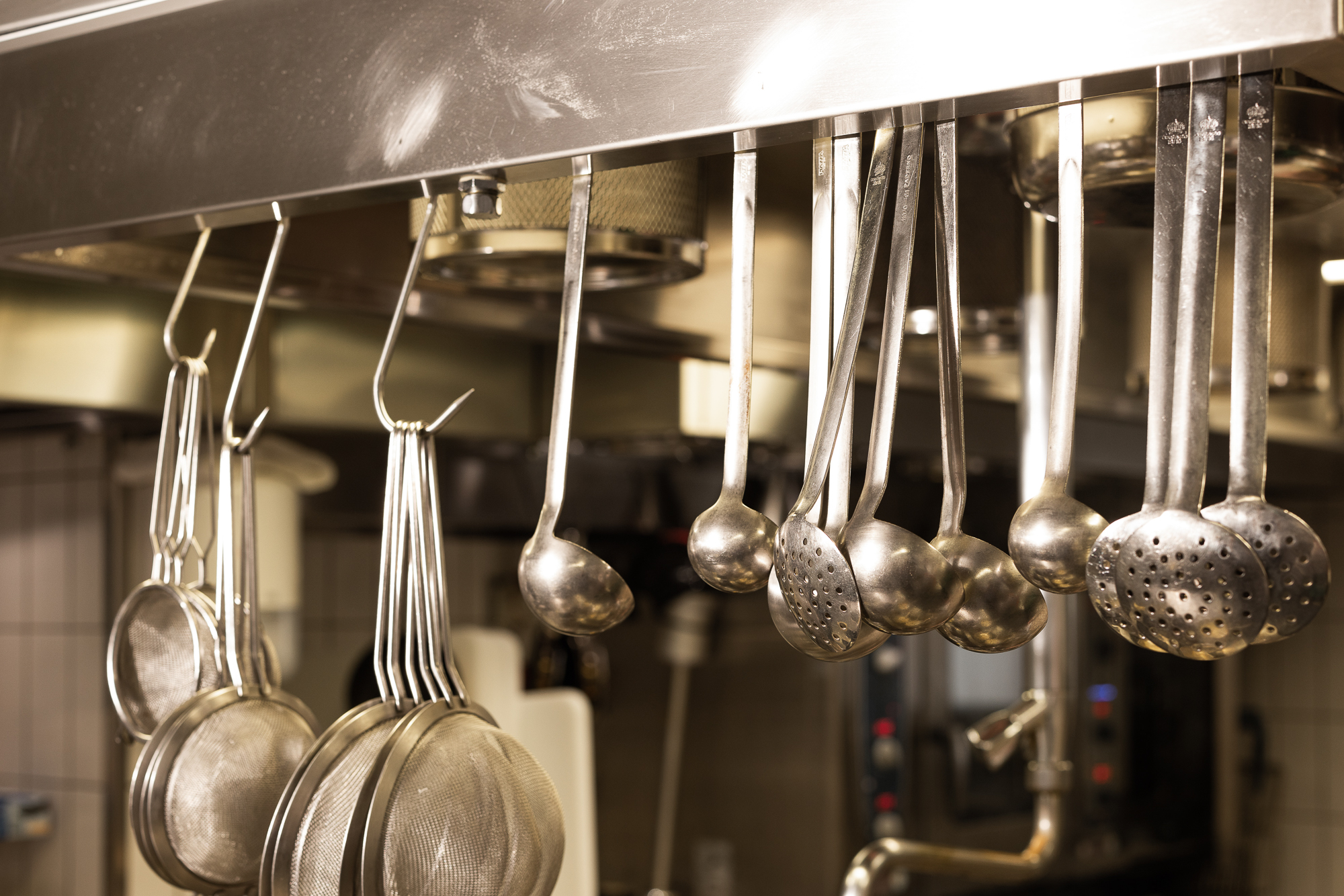 Ladles and sieves in the kitchen of the Zunfthaus zur Waag