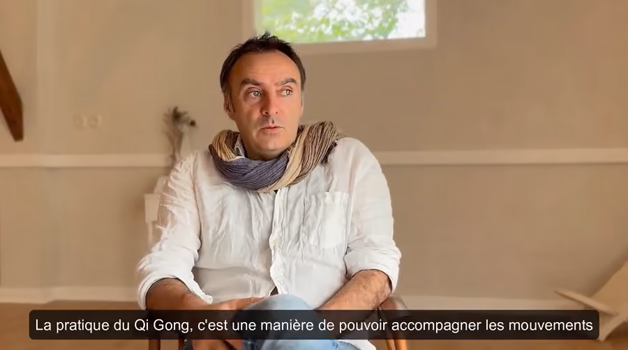 Vidéo : Gilles Le Picard présente la pratique du Qi Gong