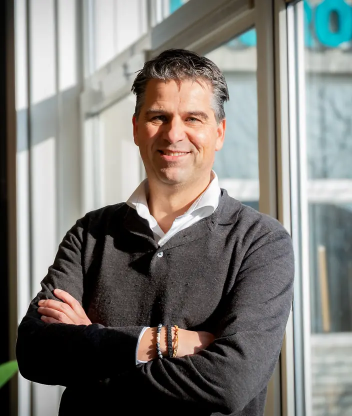 Remco van Pro Contact