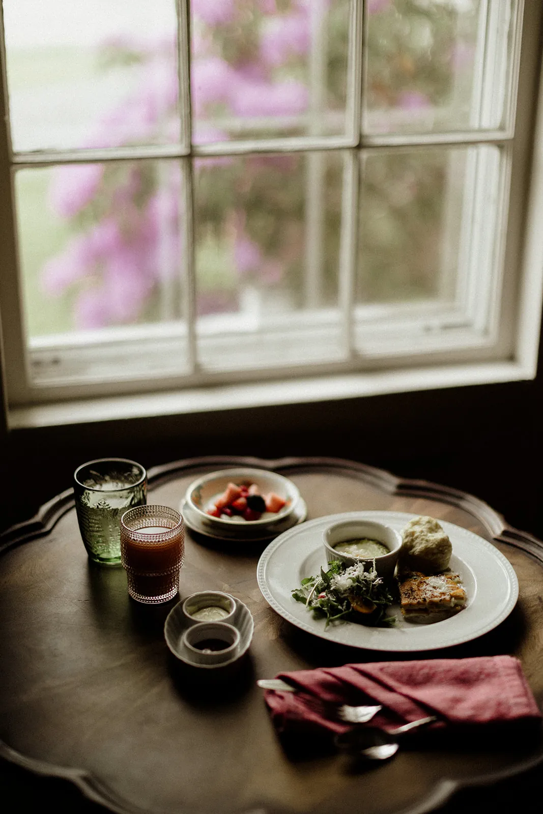 Freshly prepared breakfast served by a window at Coach Stop Inn