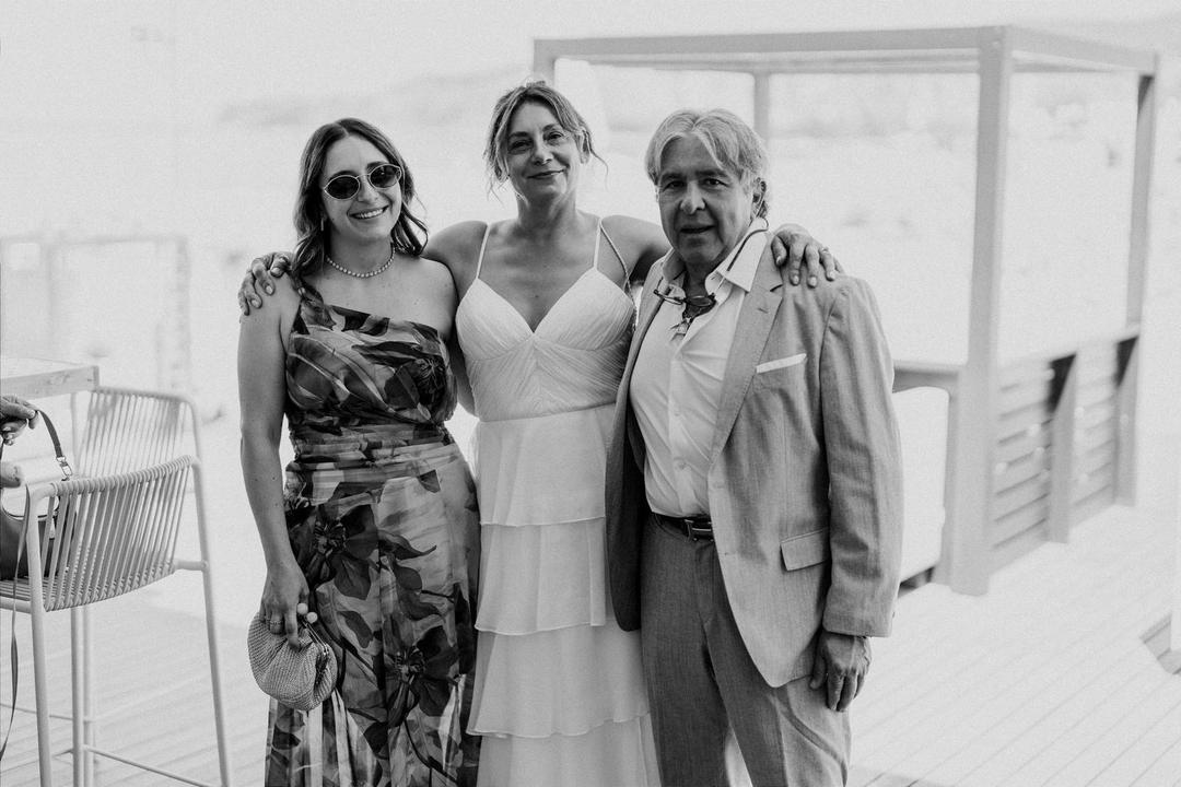 Familienfoto beim Empfang am Wasser