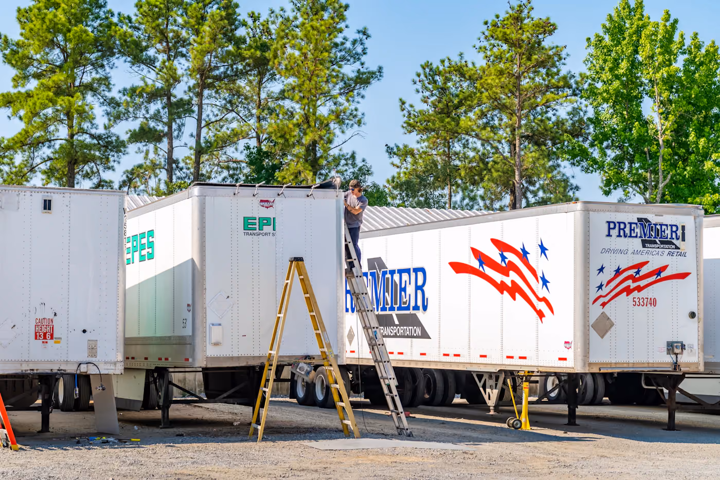 Trailer repair in Bolingbrook, IL