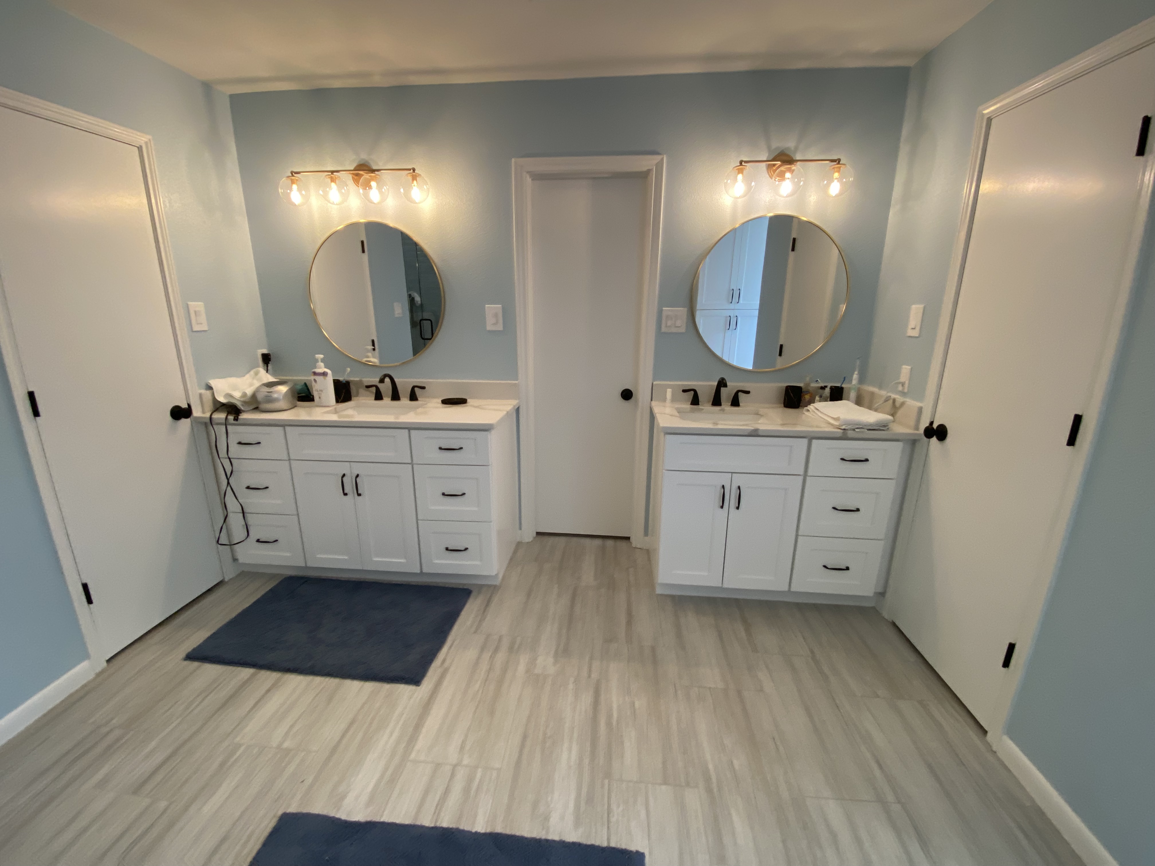 Trophy Club bathroom remodel featuring a finished custom shower by Redcrest Construction