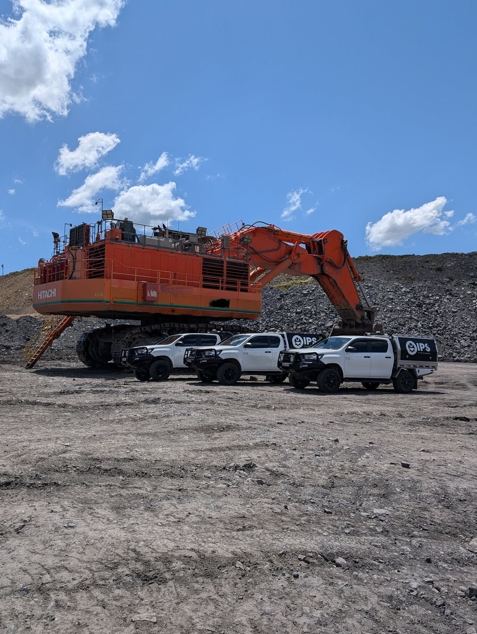 In Pit Solutions mine-spec service utes on site