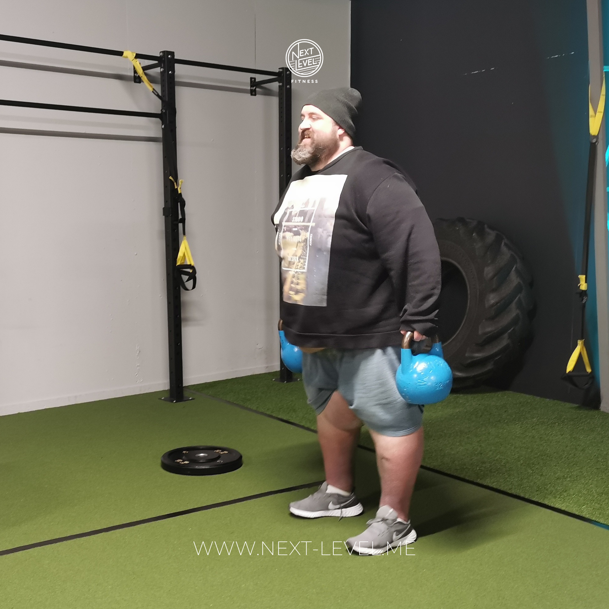 Jamie Deadlifting
