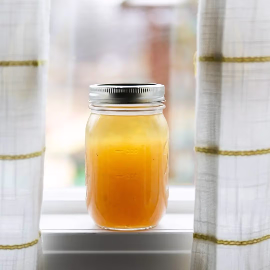 Everyday Bone Broth from Tiny Health’s Leah Bodenbach, author of Brain Food for Your Baby