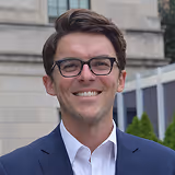A headshot of Noel Mueller