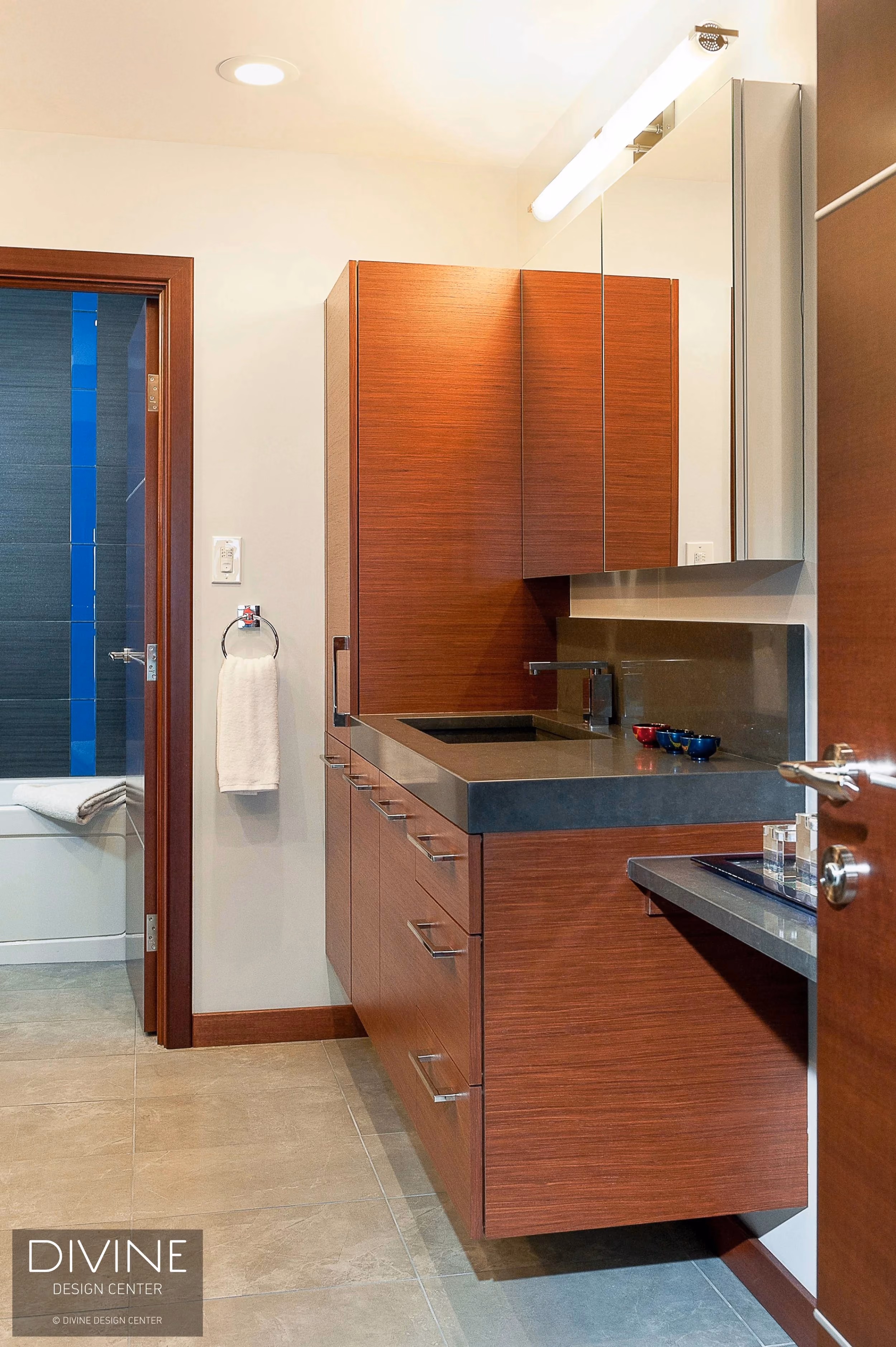 Boston Waterfront Luxury Master Bathroom for Two