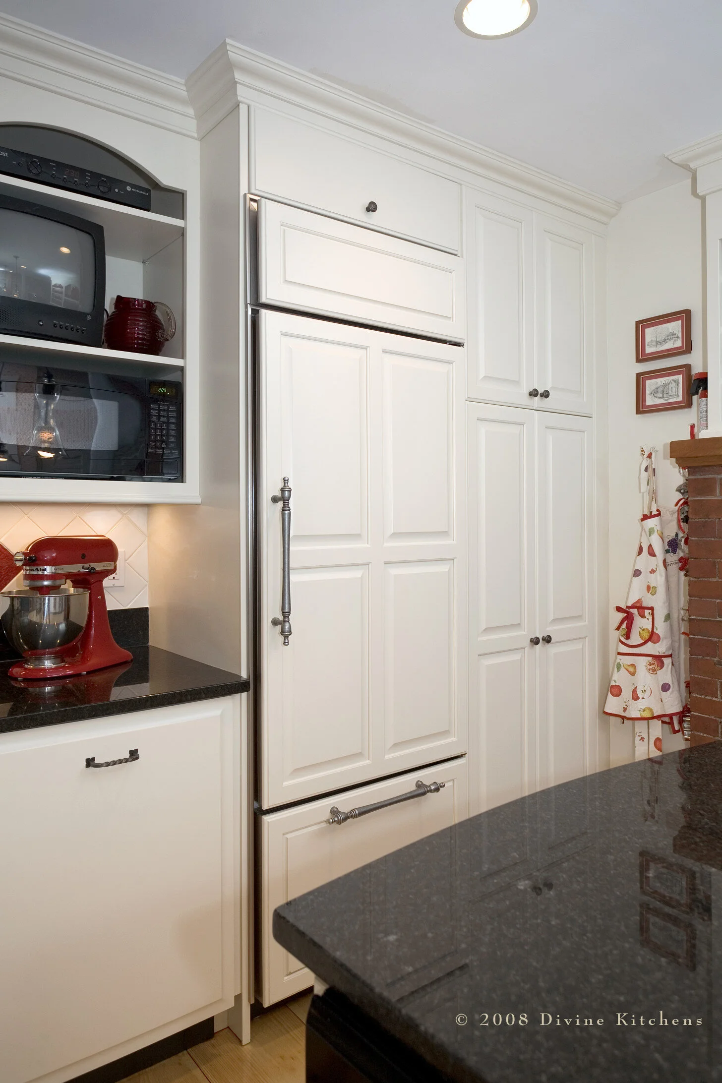 Boston Charlestown Colonial Manor Traditional Kitchen