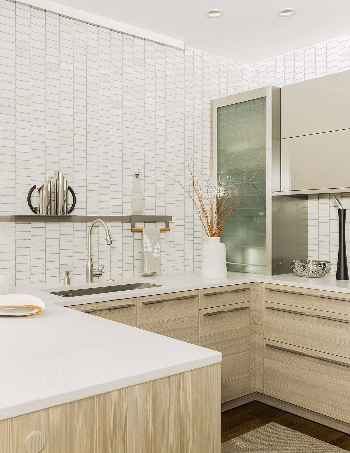 Boston Commonwealth Ave Modern Contemporary Leicht Kitchen, by Divine Design Center (view 2)