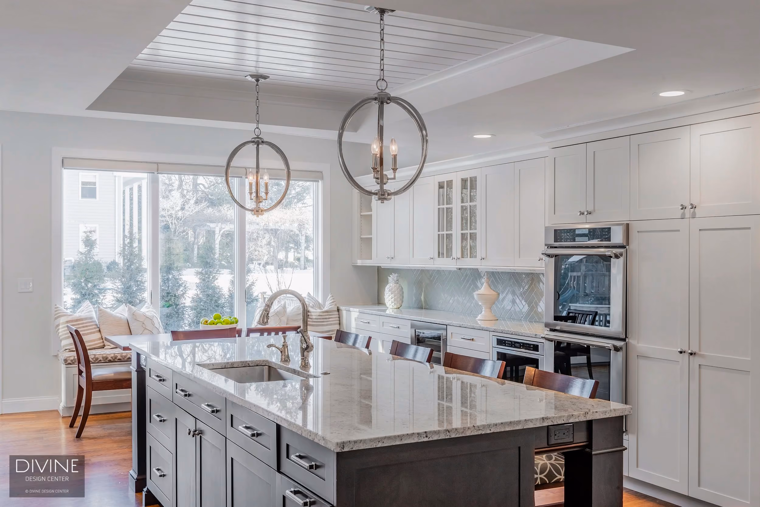Lexington Transitional Kitchen, by Divine Design Center (view 2)