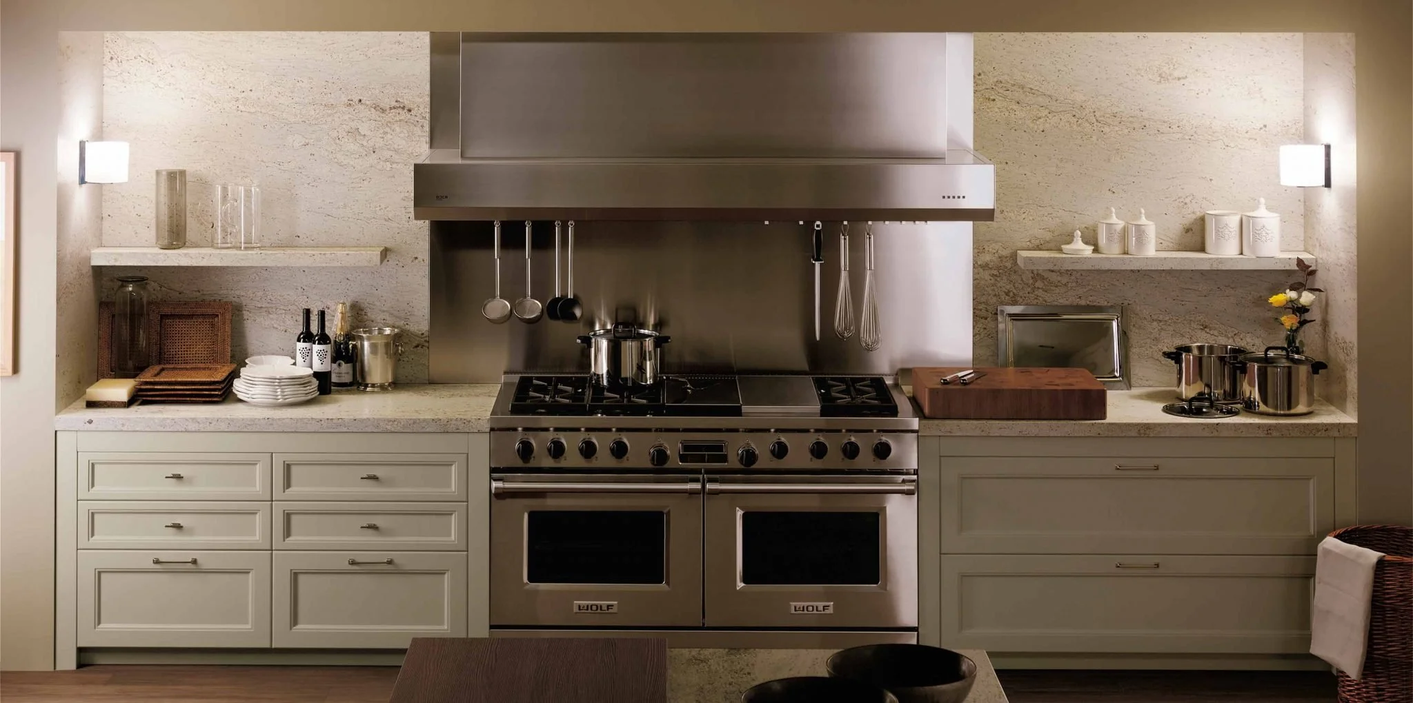 8 Classic Divine Full Custom Kitchen Designs You'll Love