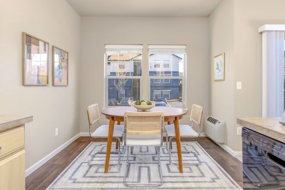 Dining table at Orchard Ridge in Salem, Oregon