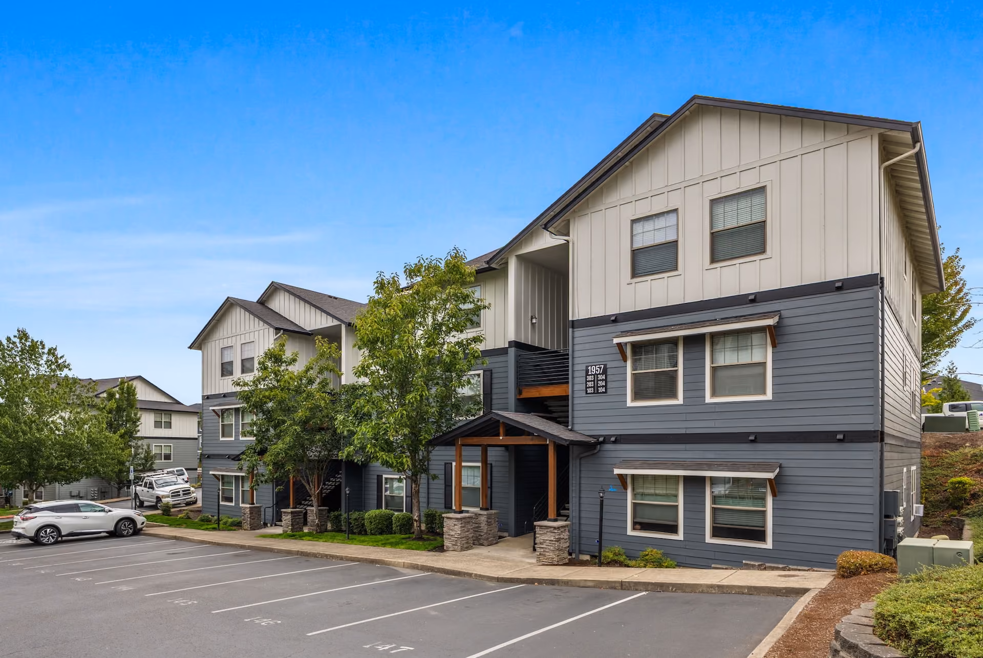 Exterior view of Orchard Ridge in Salem, Oregon