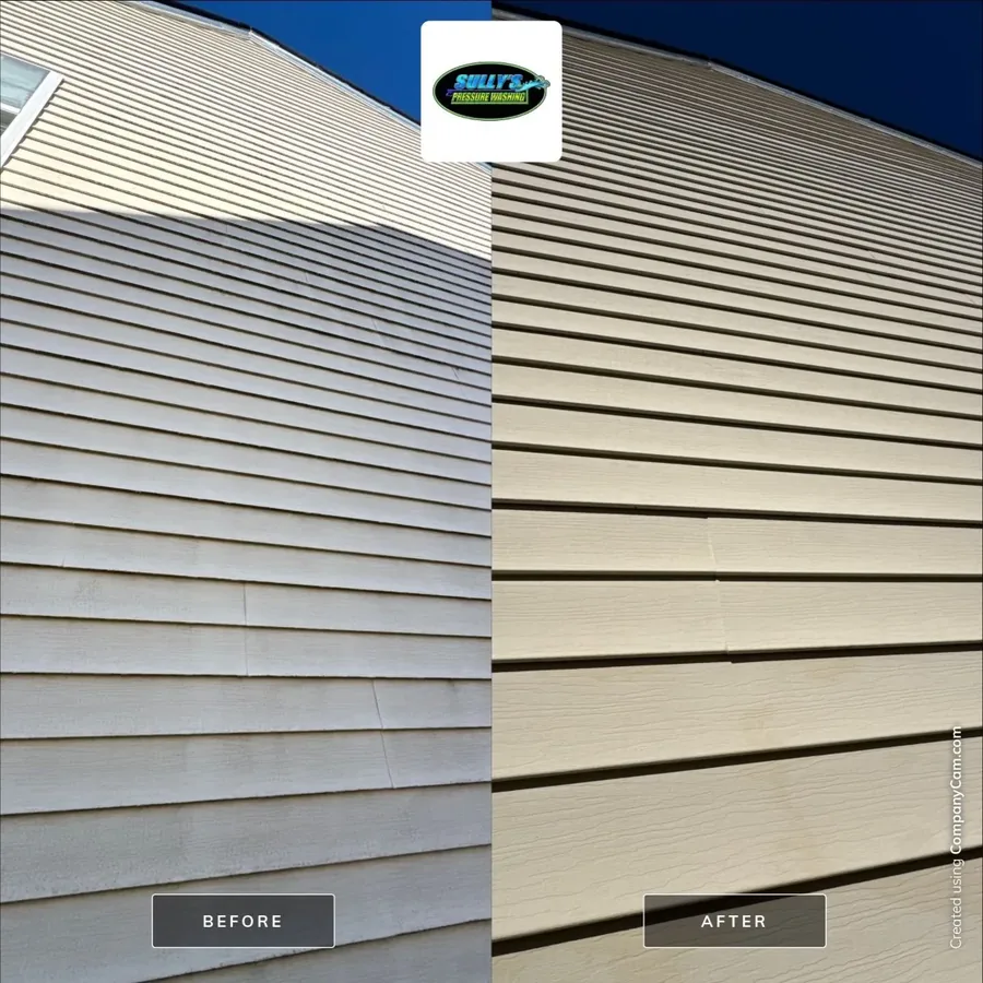Before and after house washing on vinyl siding in Winston-Salem, NC