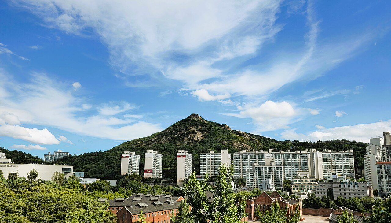 Where to Take Someone You Need to Impress in Seoul