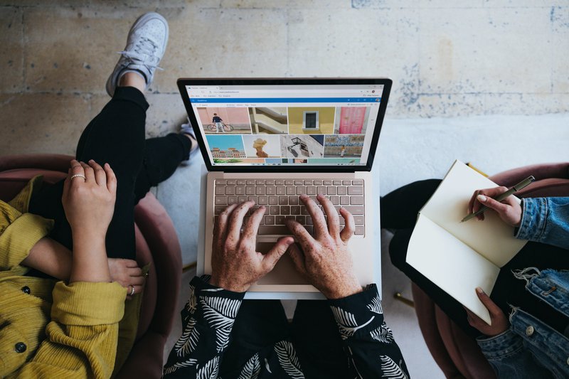 marketers working on a powerful website to cut through the noise in marketing 