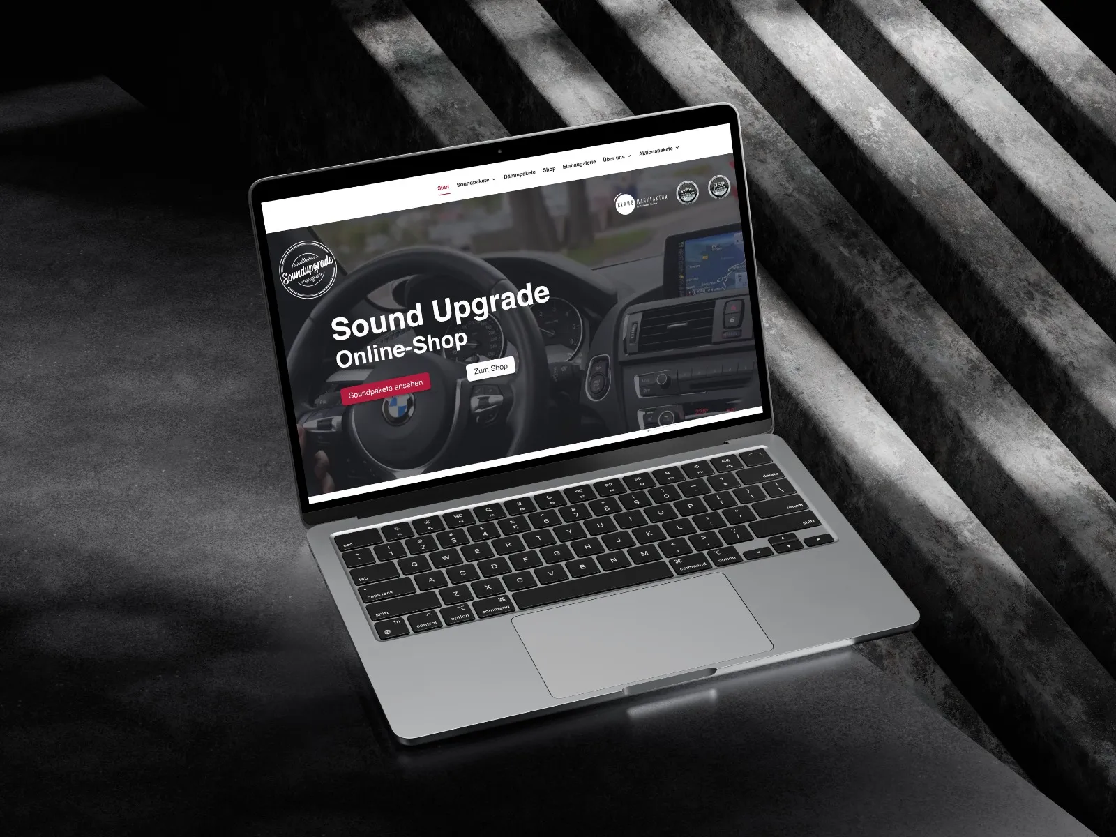 Soundupgrade Bayern Website auf einem MacBook: Startseite