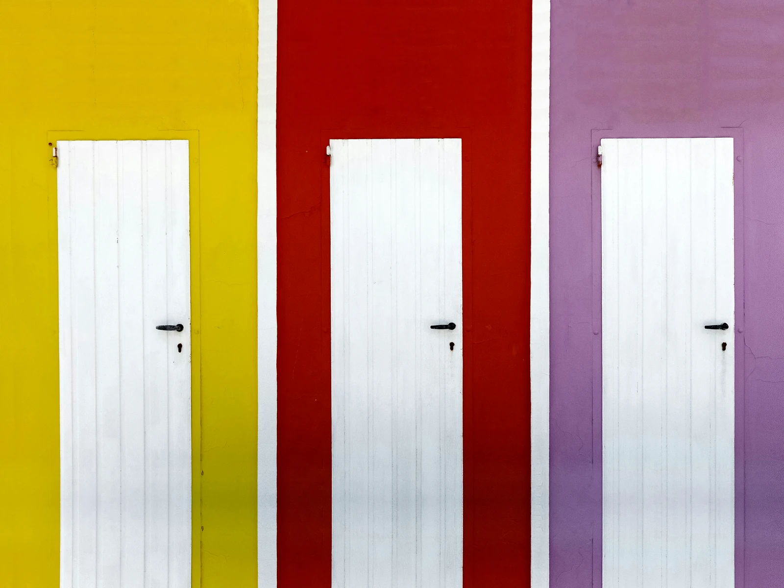Small website changes not making a difference: three doors side by side