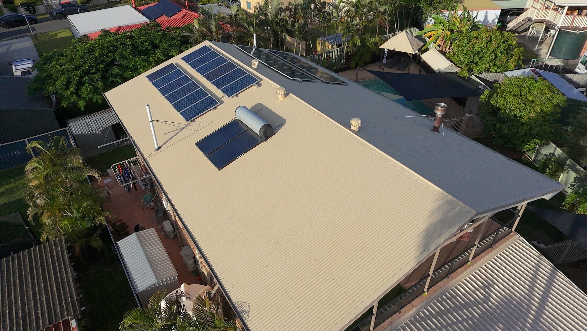 A dirty Colorbond metal roof in Algester before pressure cleaning