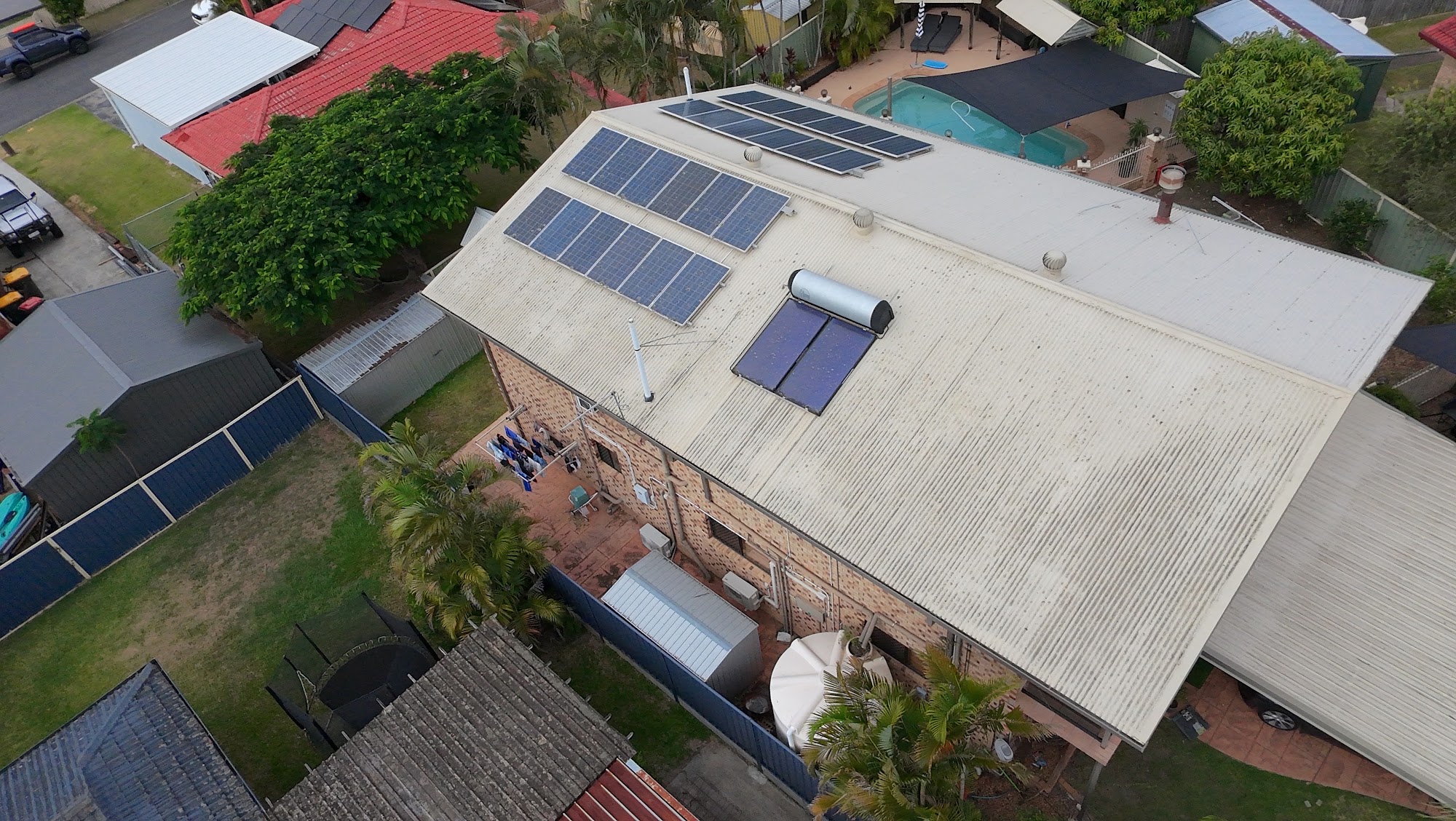 The same Algester Colorbond roof after pressure cleaning