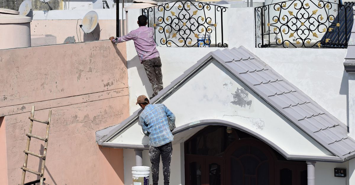 Heat-Reflective Paint vs. Traditional Coatings: Which Is Better for South Florida Homes?