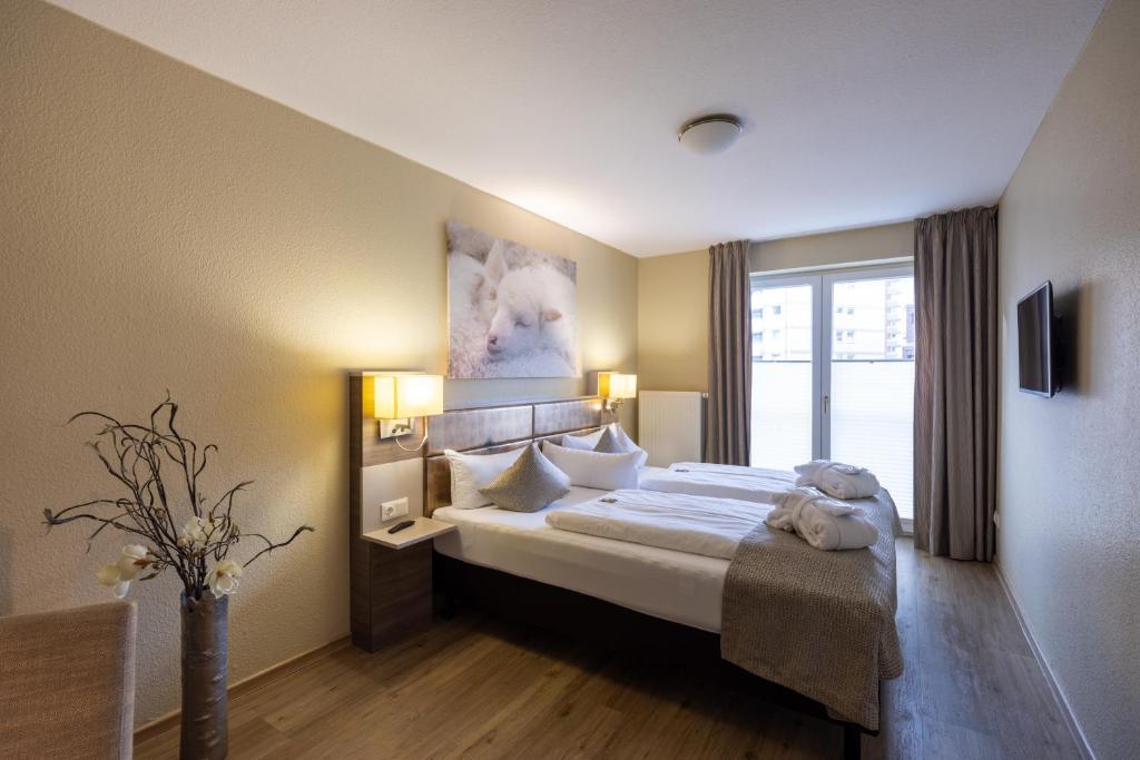 Zimmer mit Balkontür