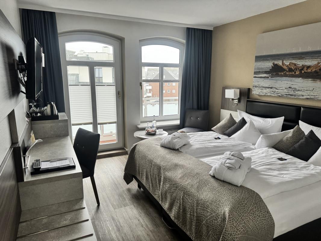 Doppelzimmer Basic mit Balkon