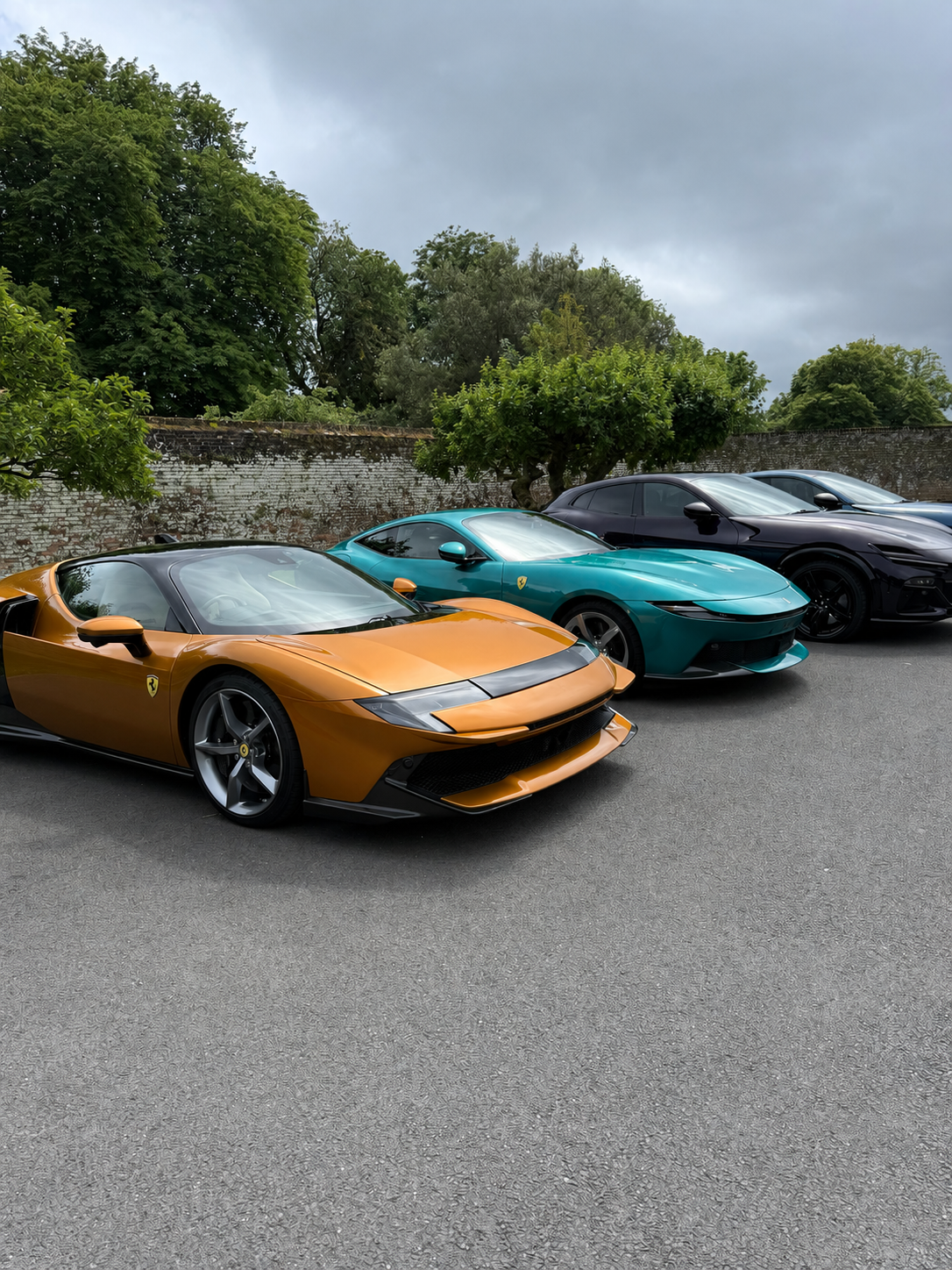 Ferrari Esperienza Tour