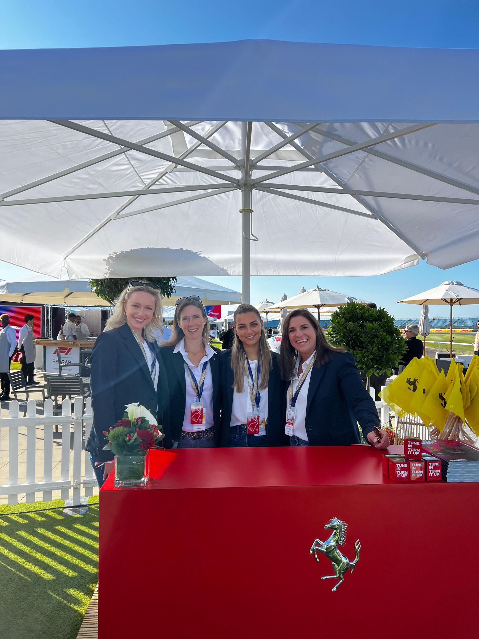 VIP Hosting & Guest Experience