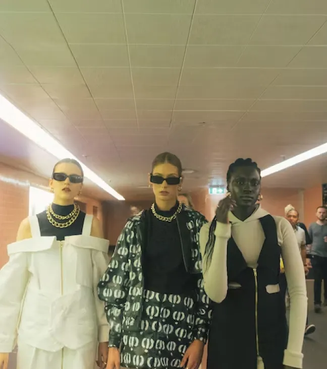 Magzy - Image 45
