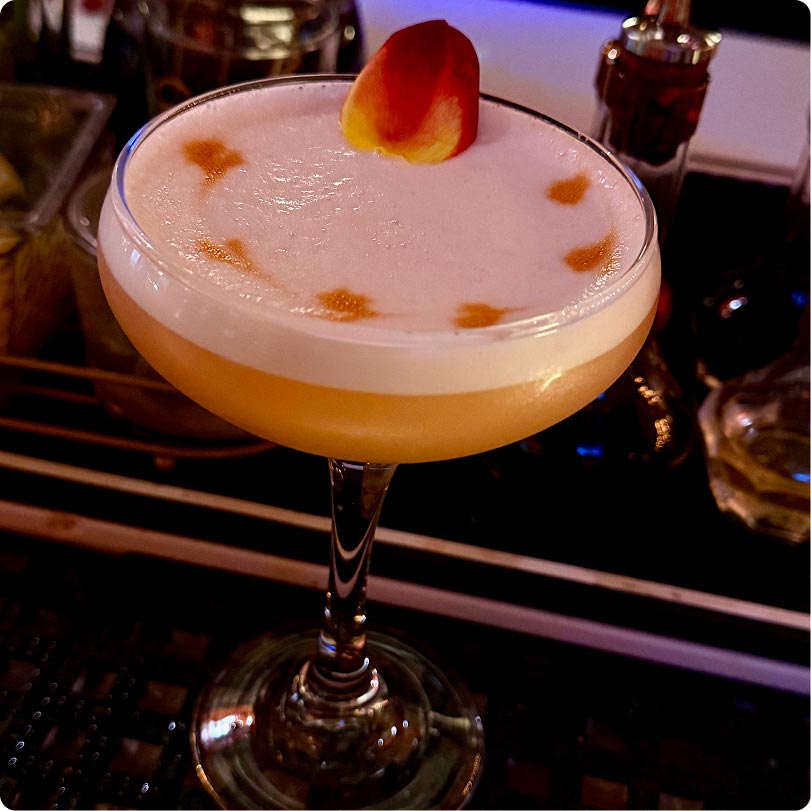 6 Cocktails Signature No 3 — Desert Rose.