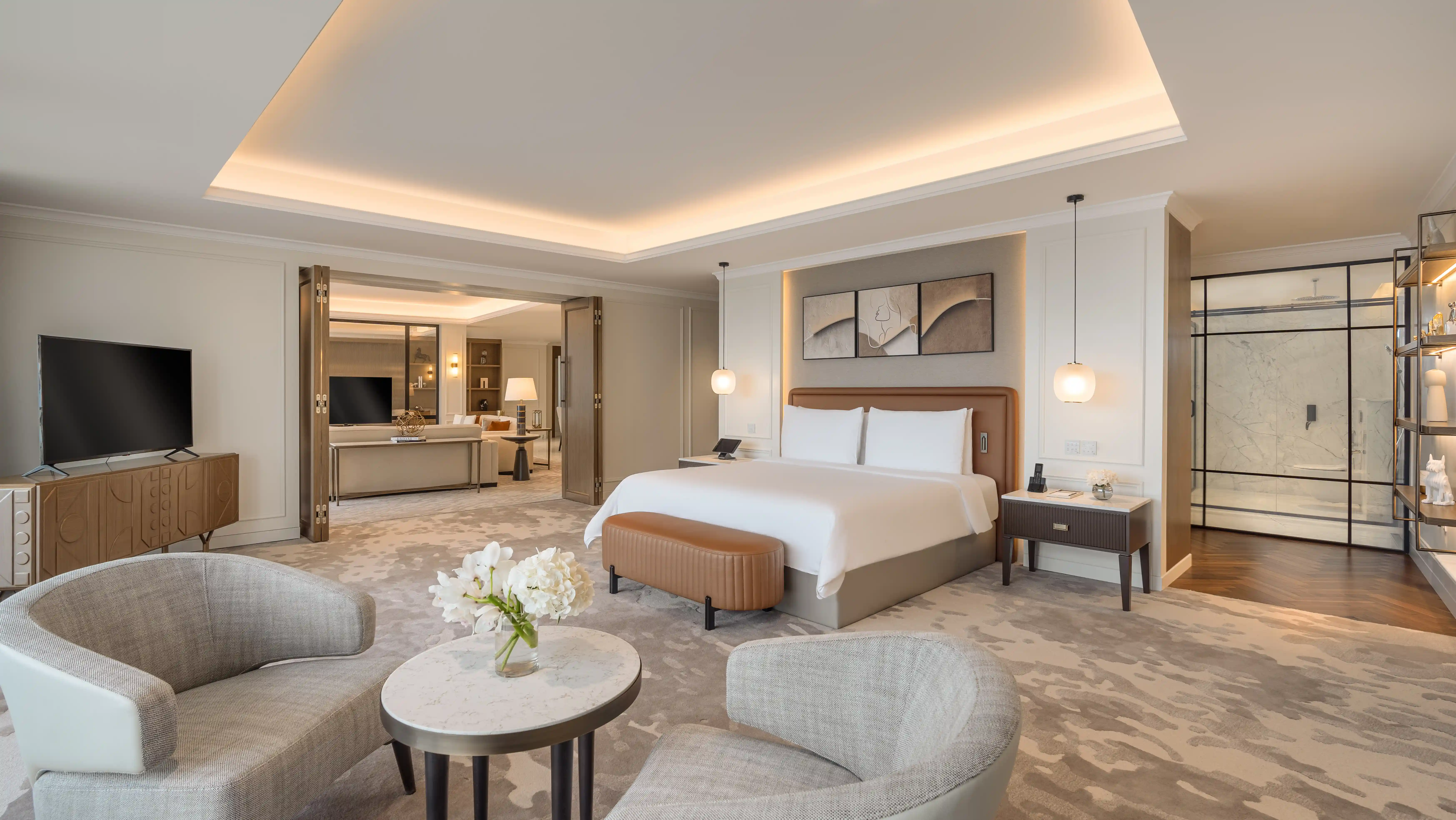 Managing hotels, restaurants, and lifestyle developments