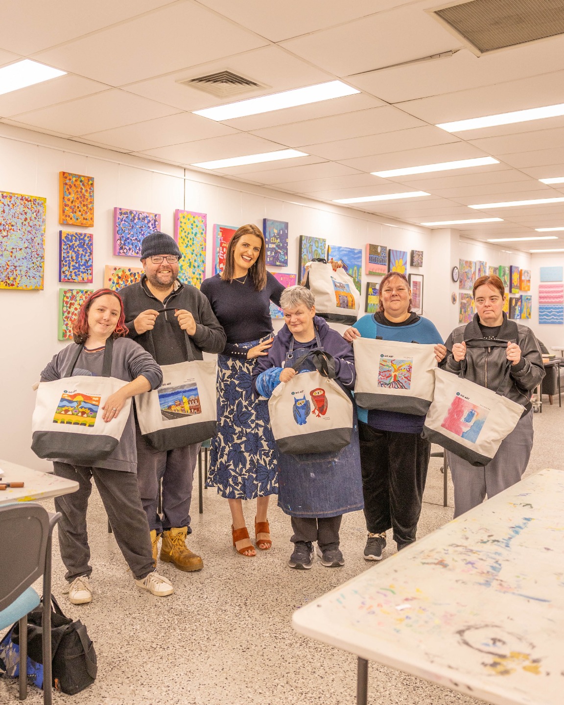 Annabelle Cleeland visits Goulburn Options ahead of GO ART exhibition