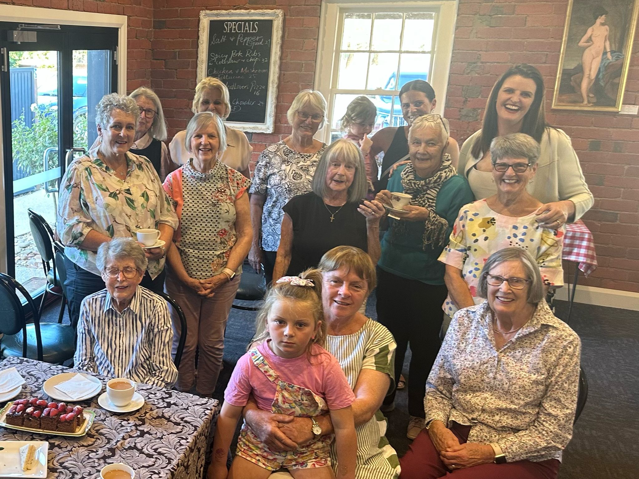 Cleeland discusses leadership and advocacy with Colbinabbin women