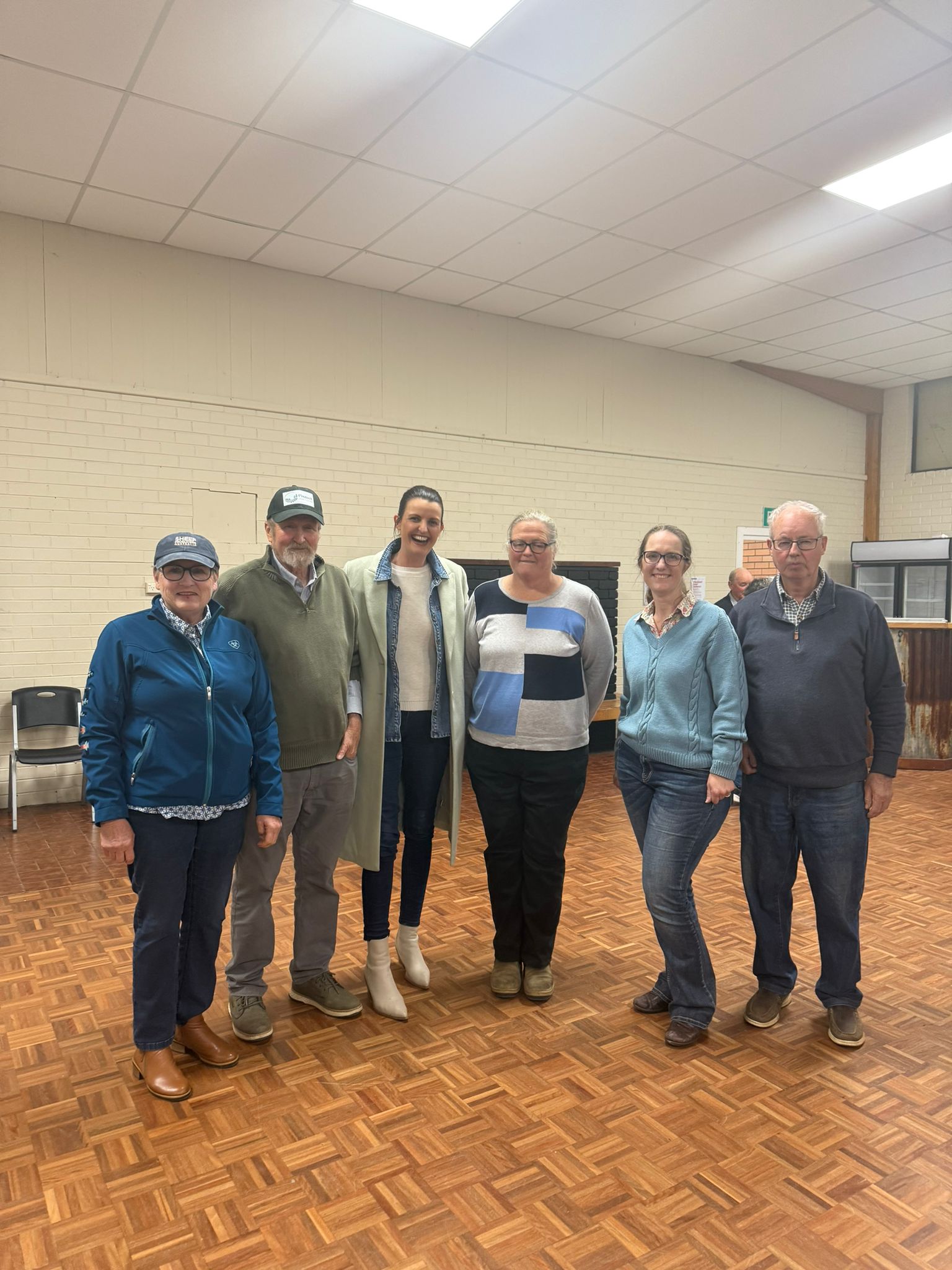 Farmers voice frustration at Pyalong meeting