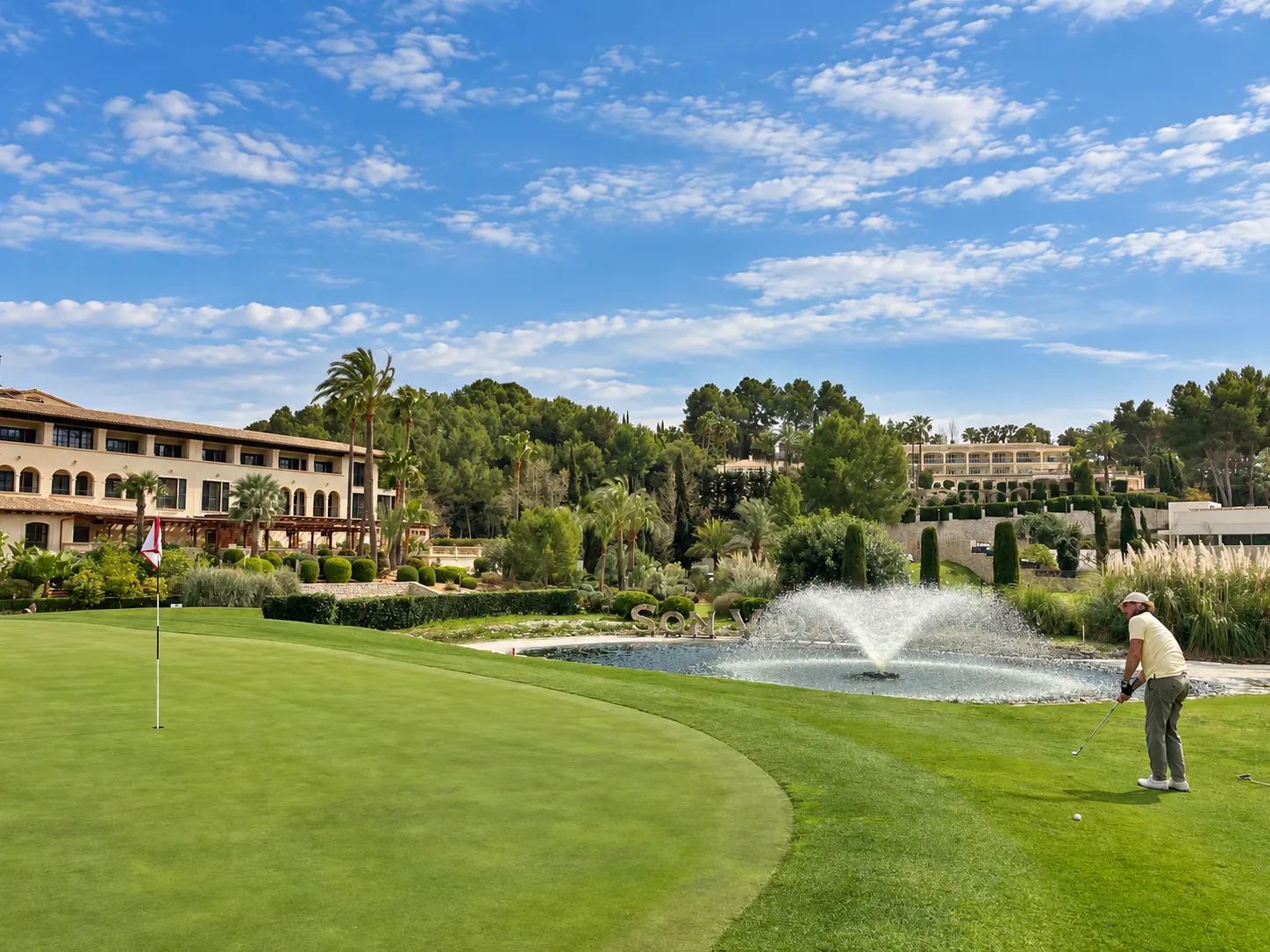 Mallorca area guide Golf course, hotel and hillside residences in Son Vida, Mallorca