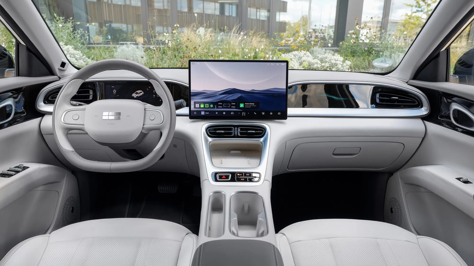Geely E2 Cockpit