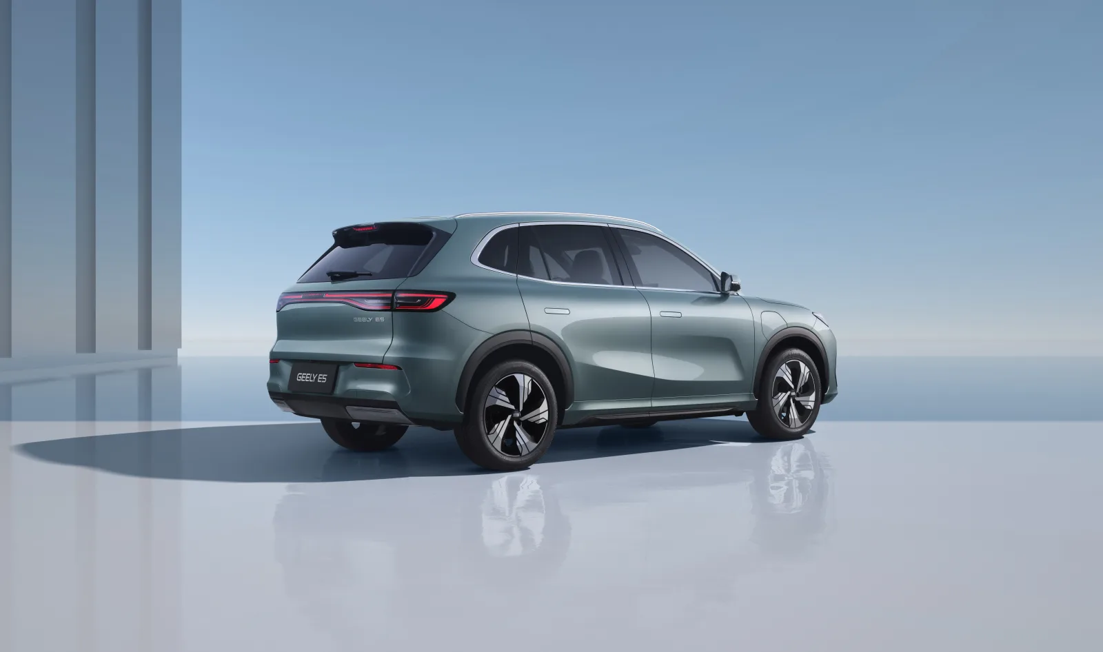 Geely E5 Seitenansicht – elegante Silhouette