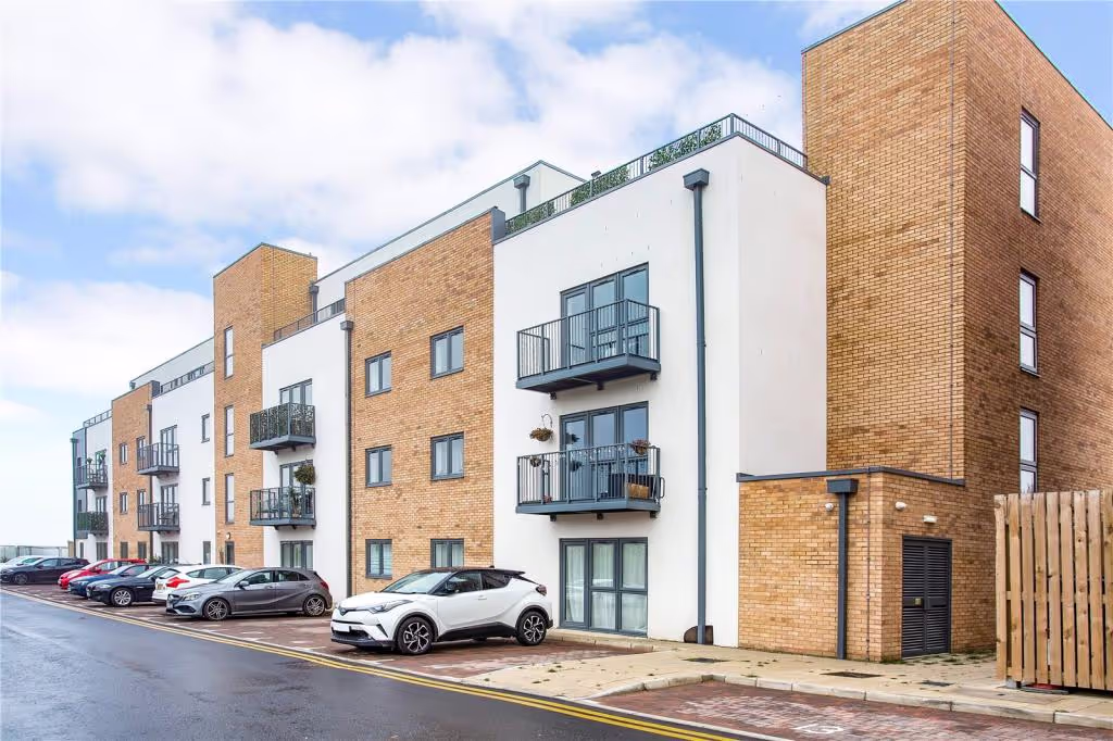 Stockwood Gardens apartments in Luton