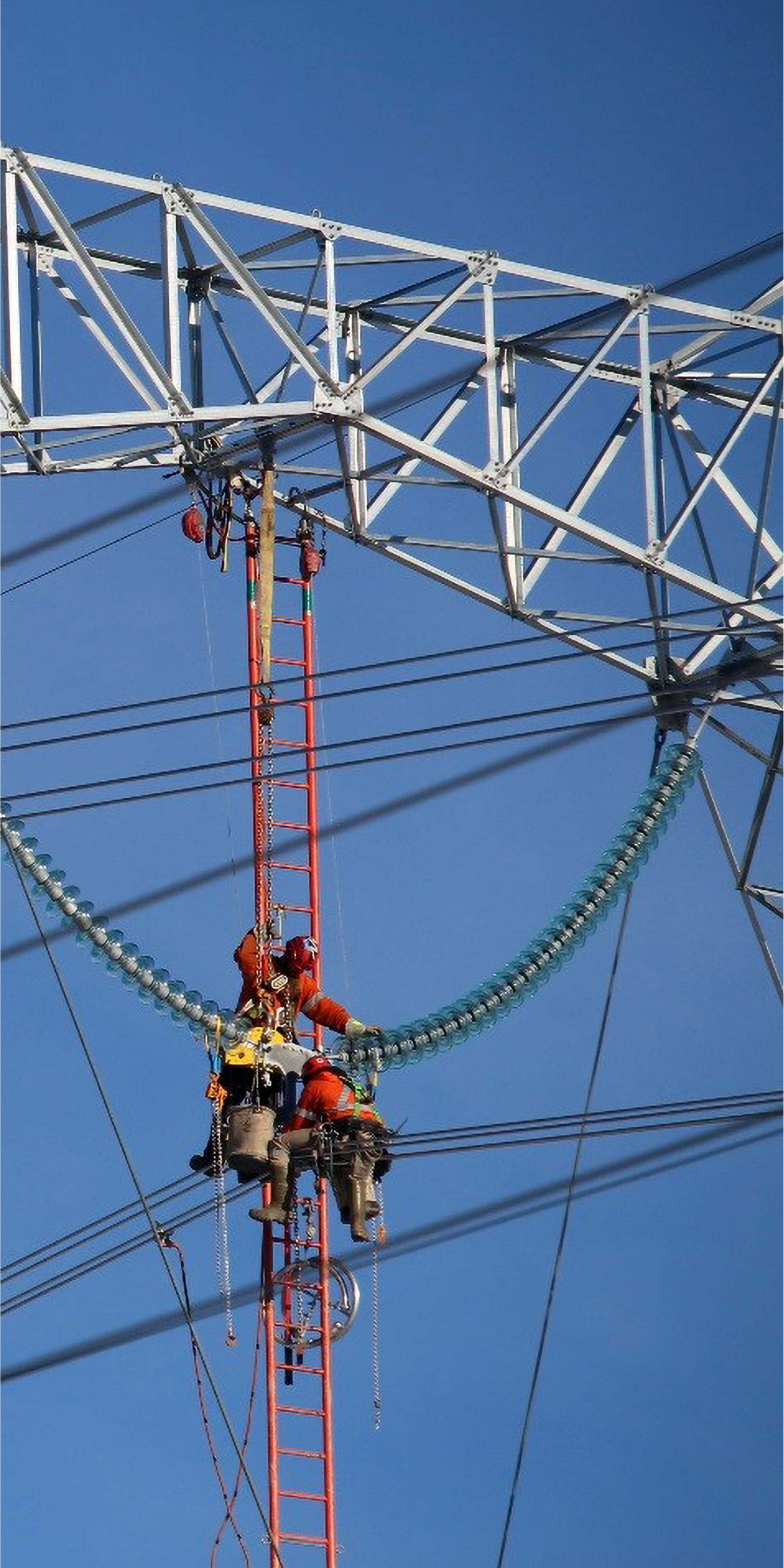image of maintenance crew working on aircraft