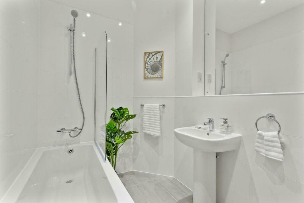 St Bartholomew’s · Bishops Court – photo 10