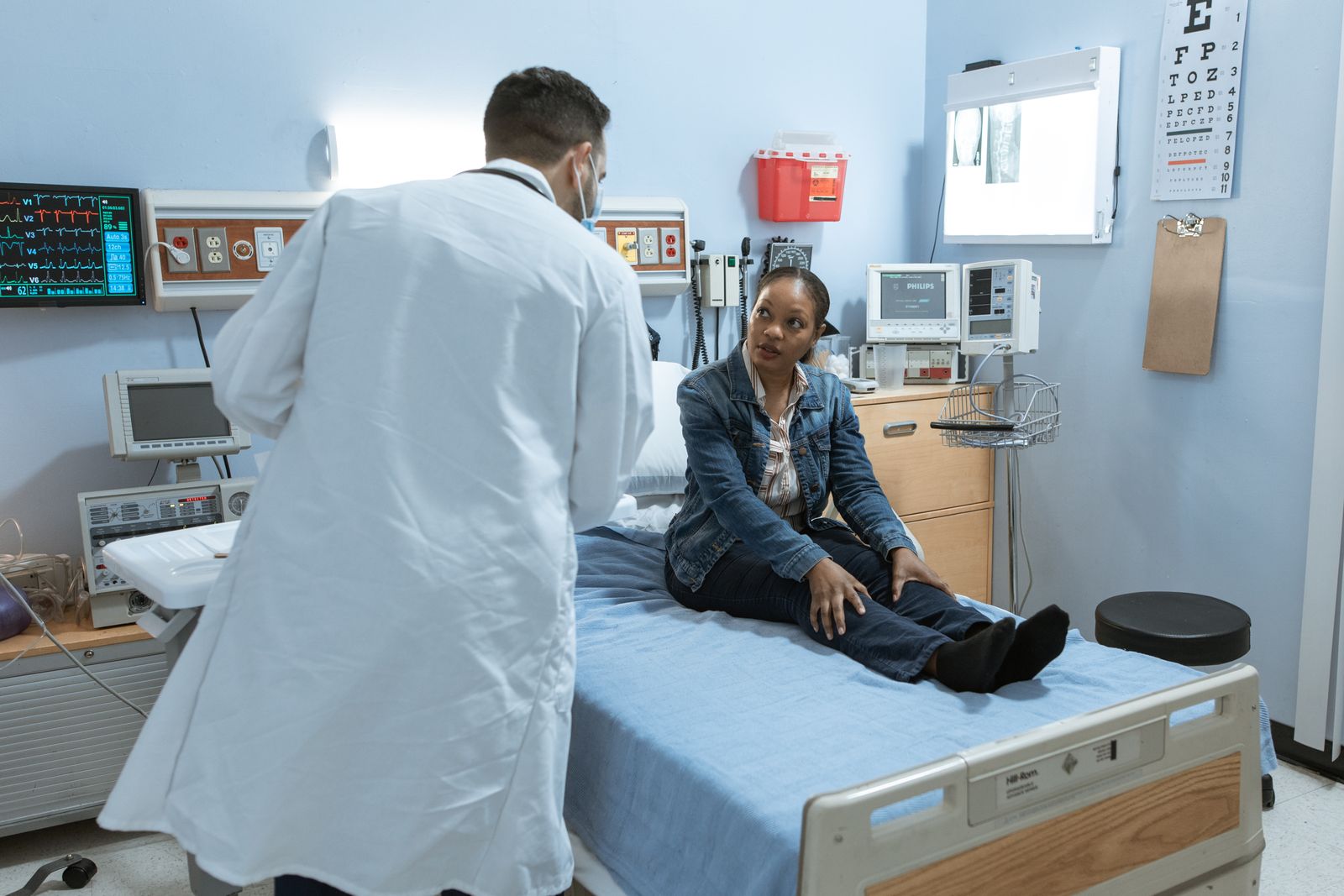 Physician in conversation with a patient