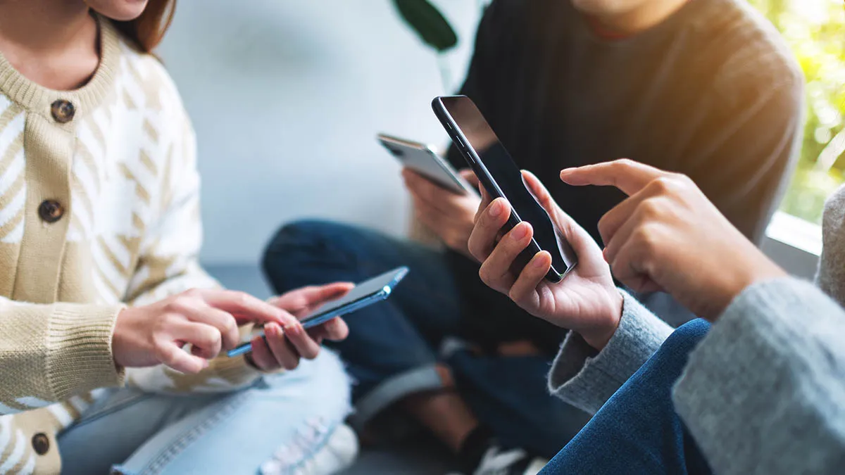 Targeted digital display advertising creative