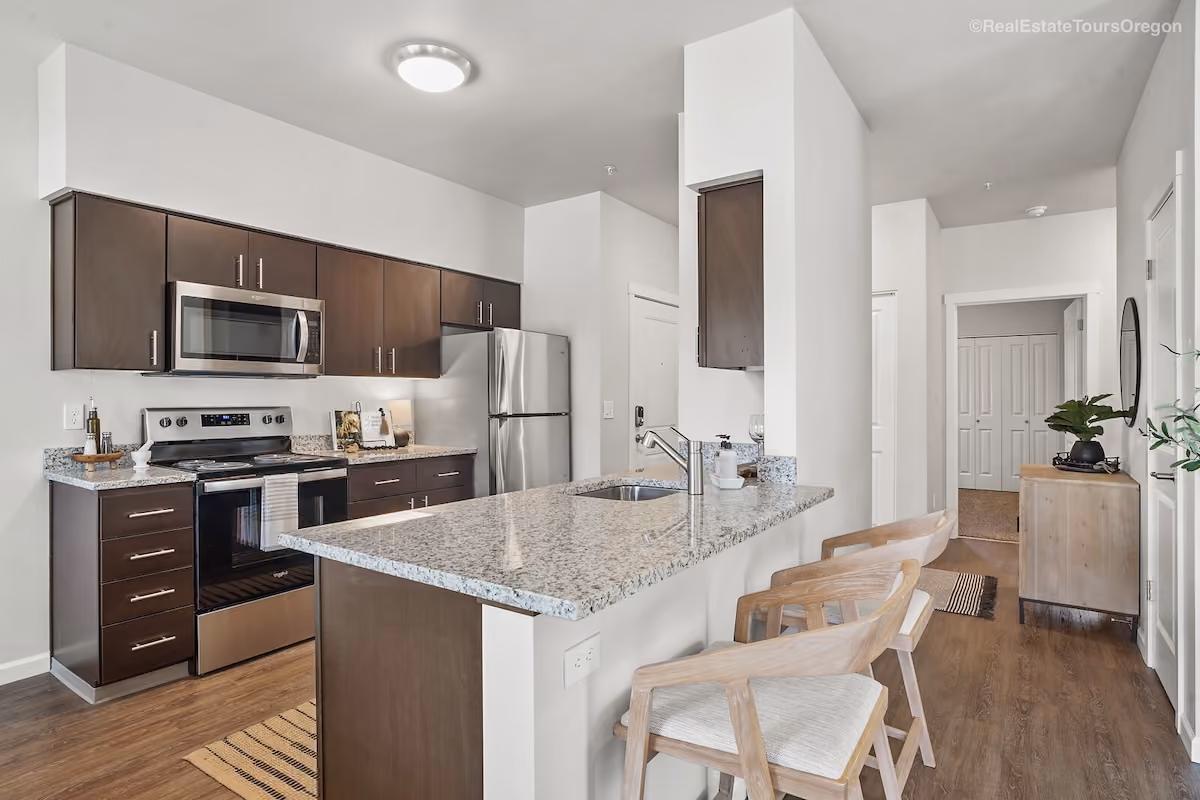 Apartment kitchen at Reserve at Hunters Ridge in Eugene, Oregon