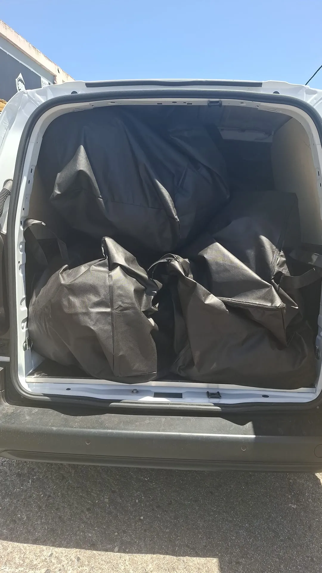 Entrega porta-a-porta realizada pela CSampaio Lastmile