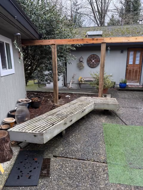 Backyard Trellis and Custom Bench Reconstruction